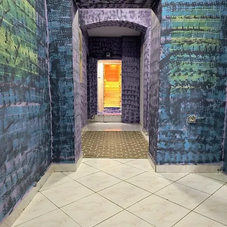 War Bunker 호스텔 *