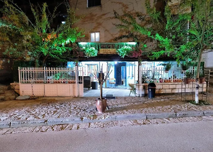 War Bunker אכסניה סרנדה