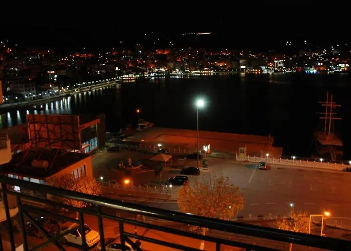 War Bunker אכסניה