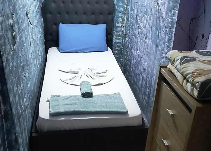 אכסניה War Bunker