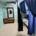 بيت شباب War Bunker