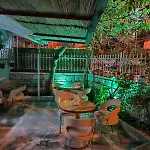 War Bunker بيت شباب ساراندا