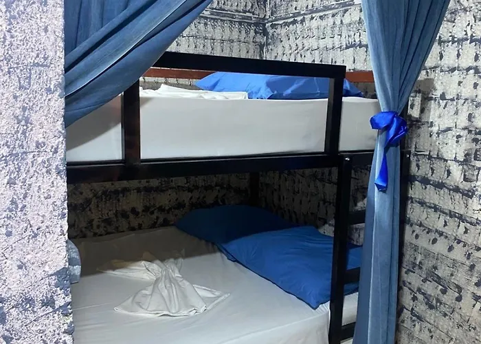 War Bunker Auberge de jeunesse *